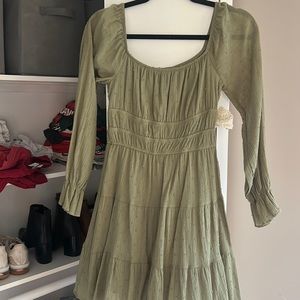 Green altar’s state dress